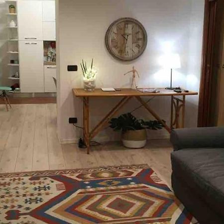 Casa Via Toledo. Centralissima E Vicina Al Porto Appartement Napels Buitenkant foto