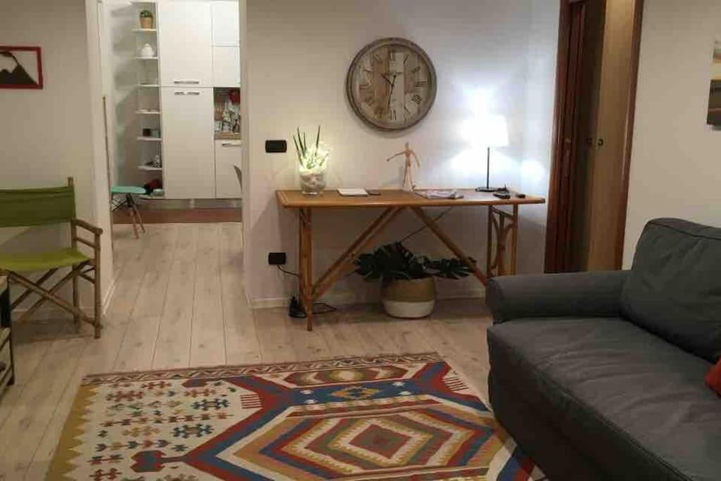 Casa Via Toledo. Centralissima E Vicina Al Porto Appartement Napels Buitenkant foto