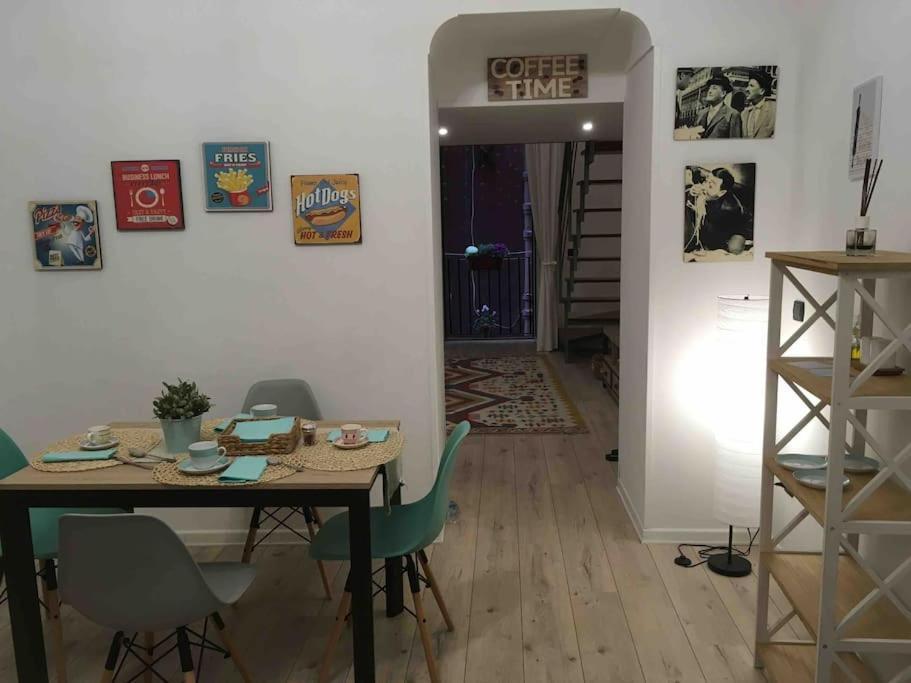 Casa Via Toledo. Centralissima E Vicina Al Porto Appartement Napels Buitenkant foto